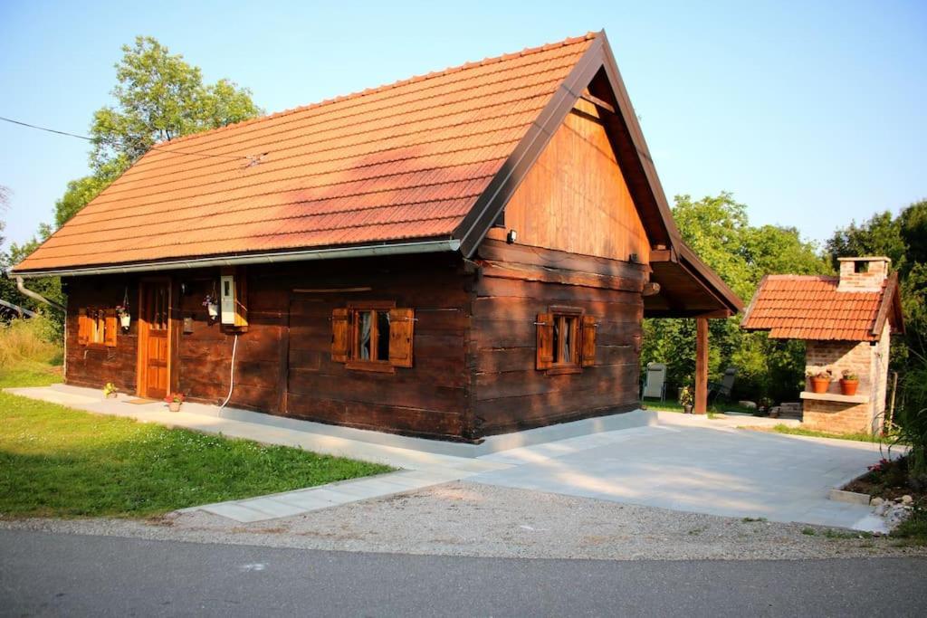 Holiday Home The Hive Слуни Экстерьер фото