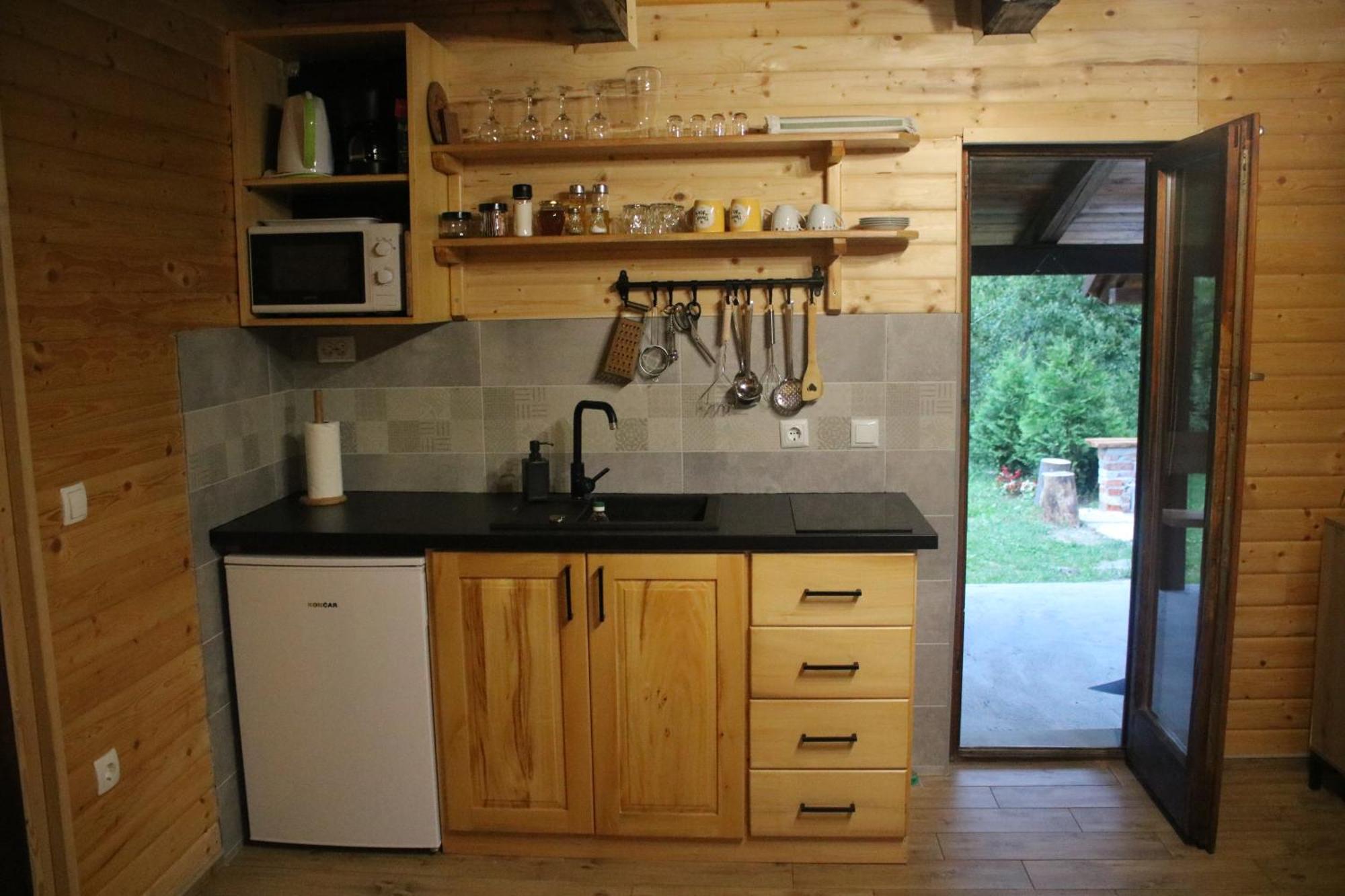 Holiday Home The Hive Слуни Экстерьер фото